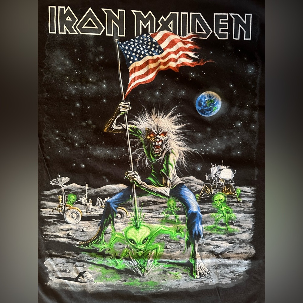 Hot Topic Black Iron Maiden The Final Frontier Tour Alien Tour Graphic Tee - Picture 4 of 9